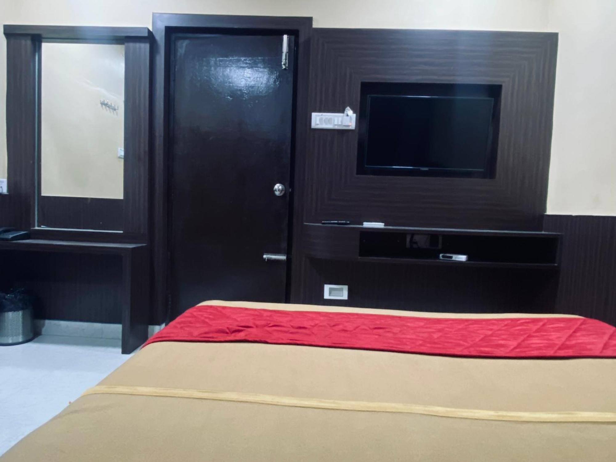 فندق Gsr Residency كانتشيبورام المظهر الخارجي الصورة
